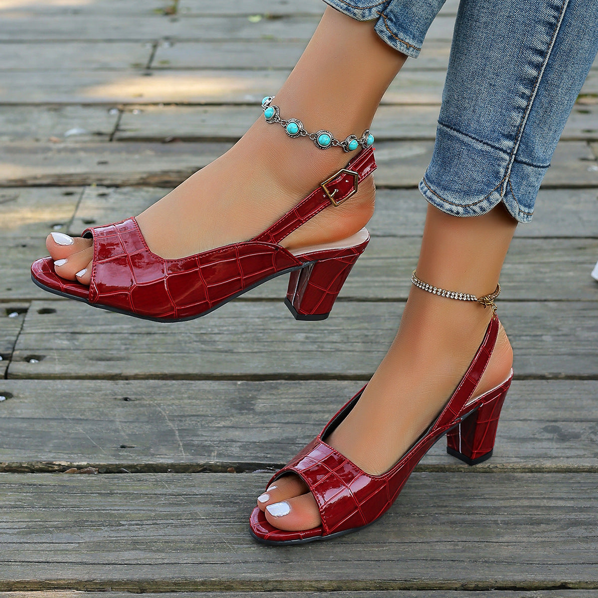 Chaussures à talons hauts à bout ouvert et motif pierre de couleur unie pour femmes