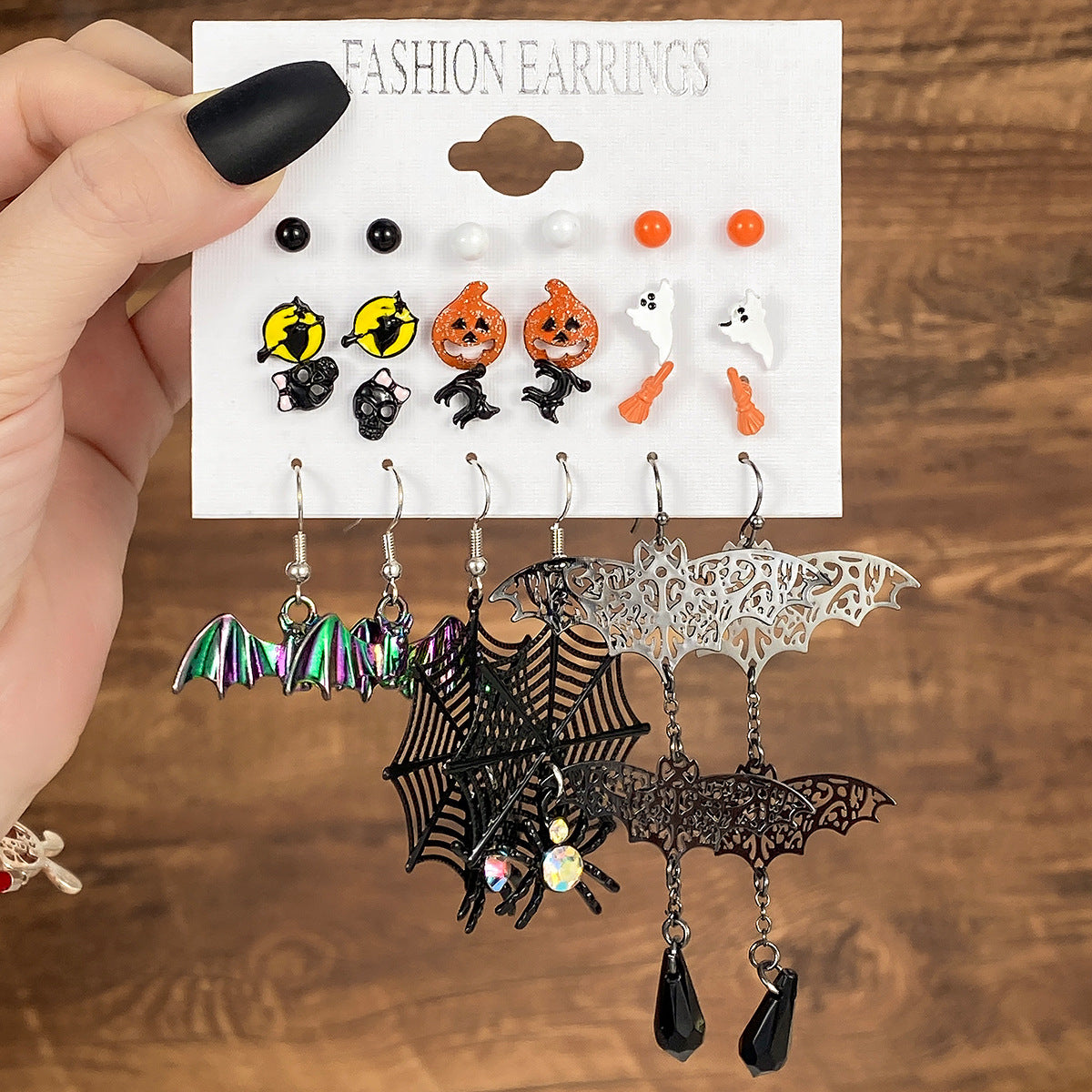 Juego de pendientes de calabaza, murciélago y fantasma de Halloween, aleación de dibujos animados