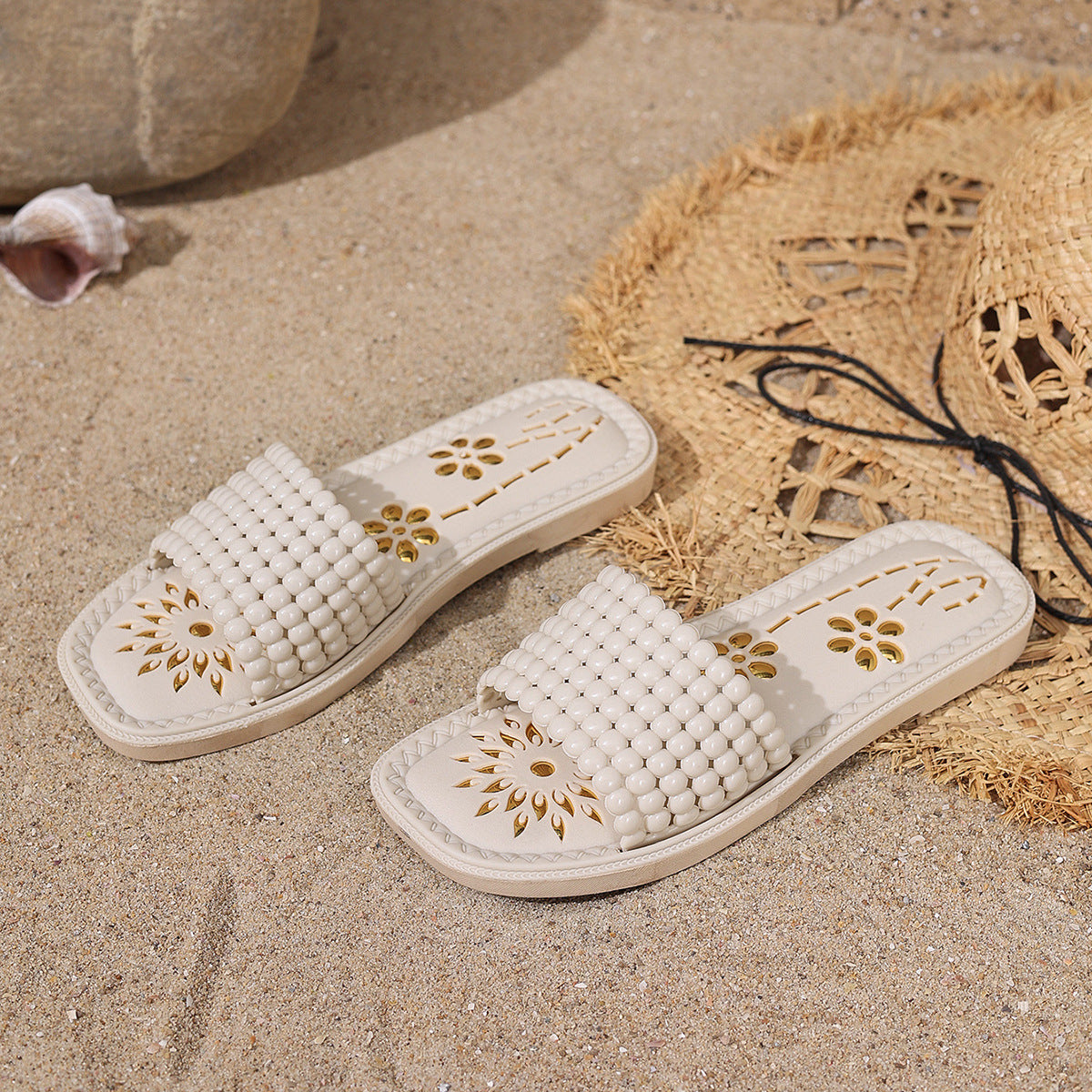 Chaussons plats creux tendance avec motif floral et tige en PVC