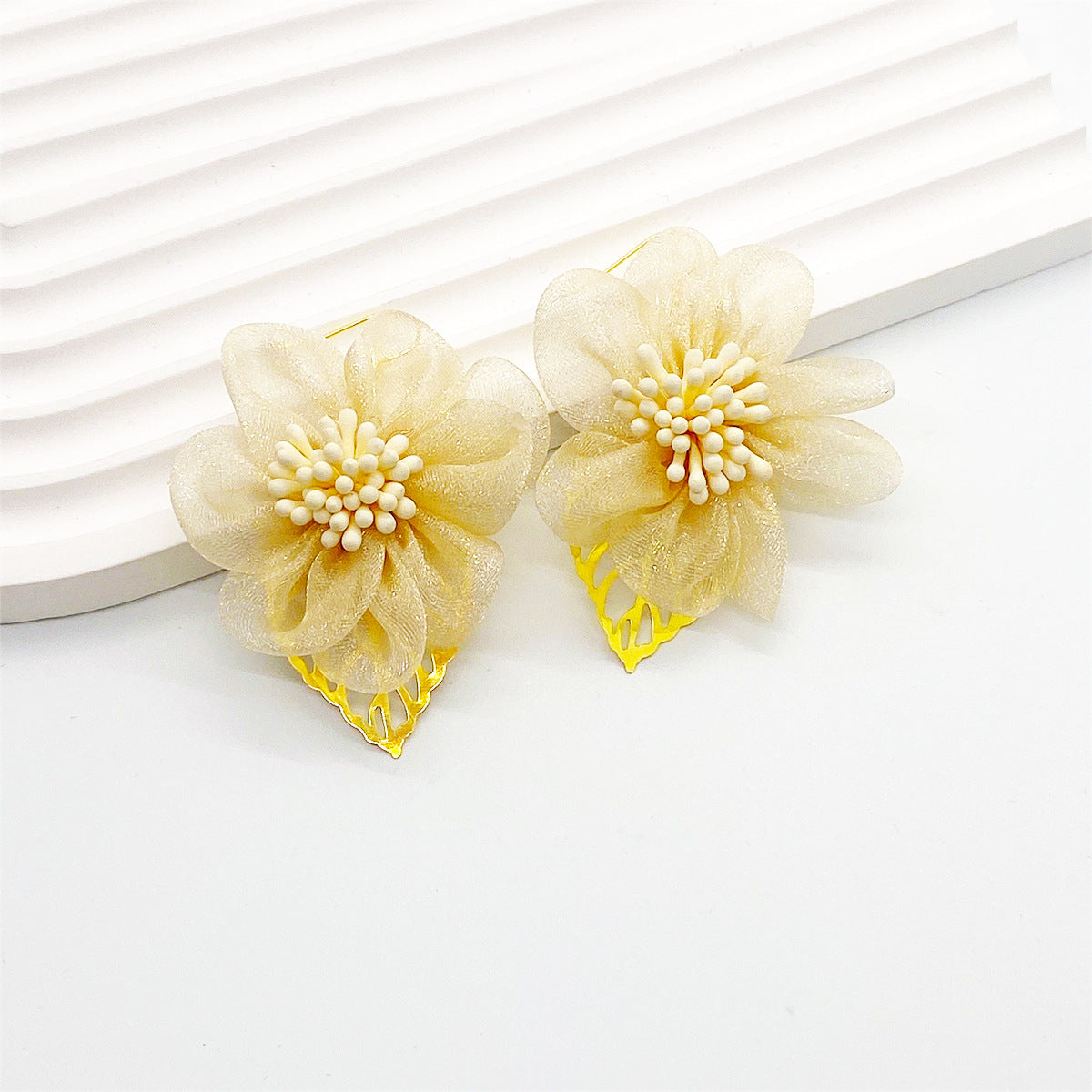 Women Fashion Mesh Chiffon Leaves Floral Earrings