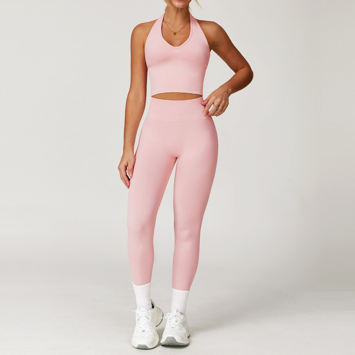 Conjunto de cuello halter sin costuras de color liso a la moda para mujer