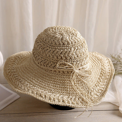 Chapeau de soleil ajouré en paille fait main pour femme