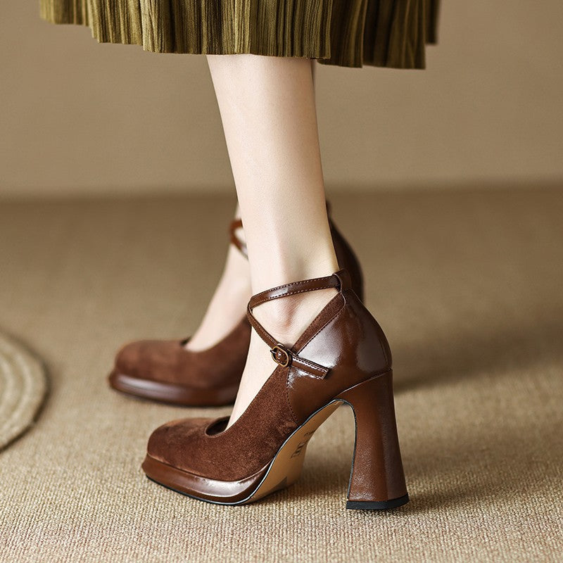 Zapatos Mary Jane vintage con tiras cruzadas y punta cuadrada