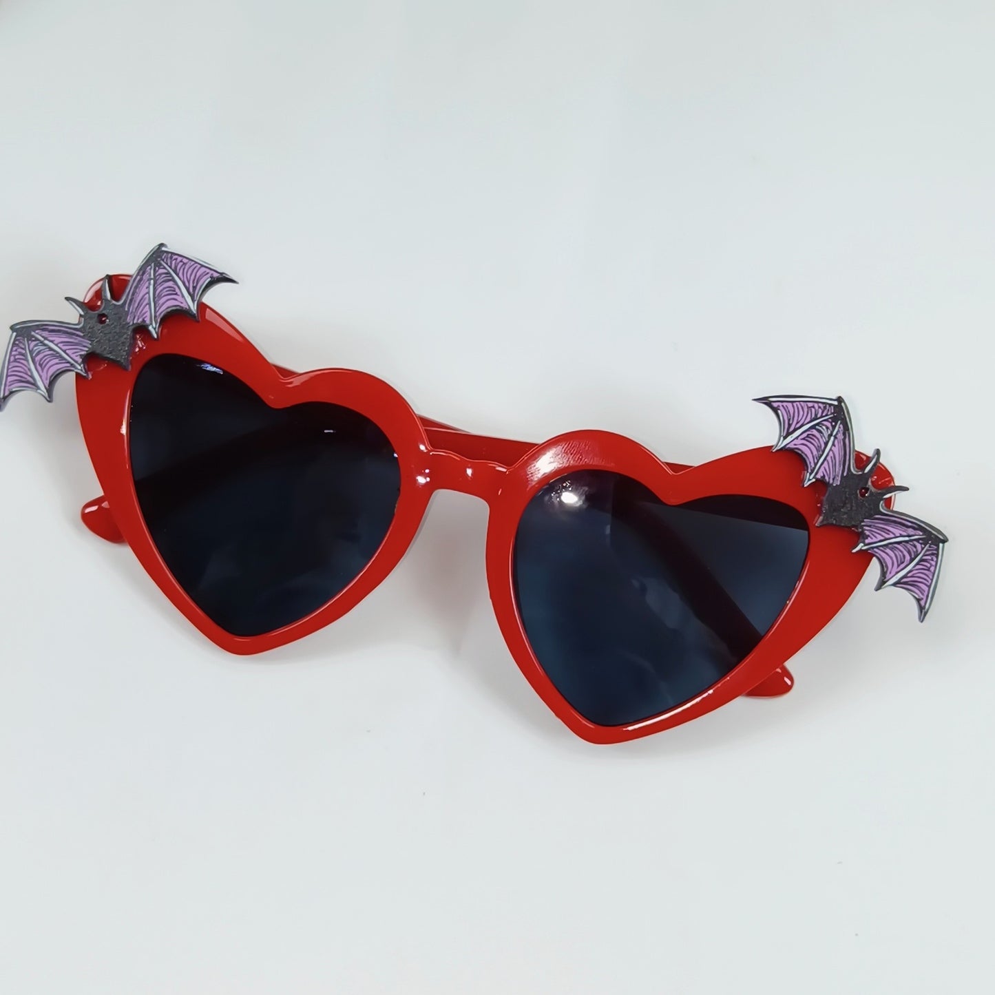 Lunettes de soleil en forme de cœur et de chauve-souris pour fête d'Halloween