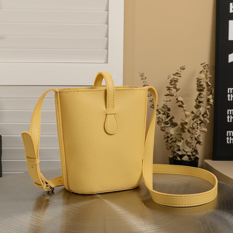Women Soft Leather Crossbody Phone Bag with Magnetic Buckle