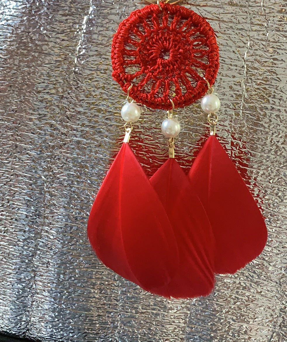 Pendientes colgantes trenzados con plumas huecas de Bohemia