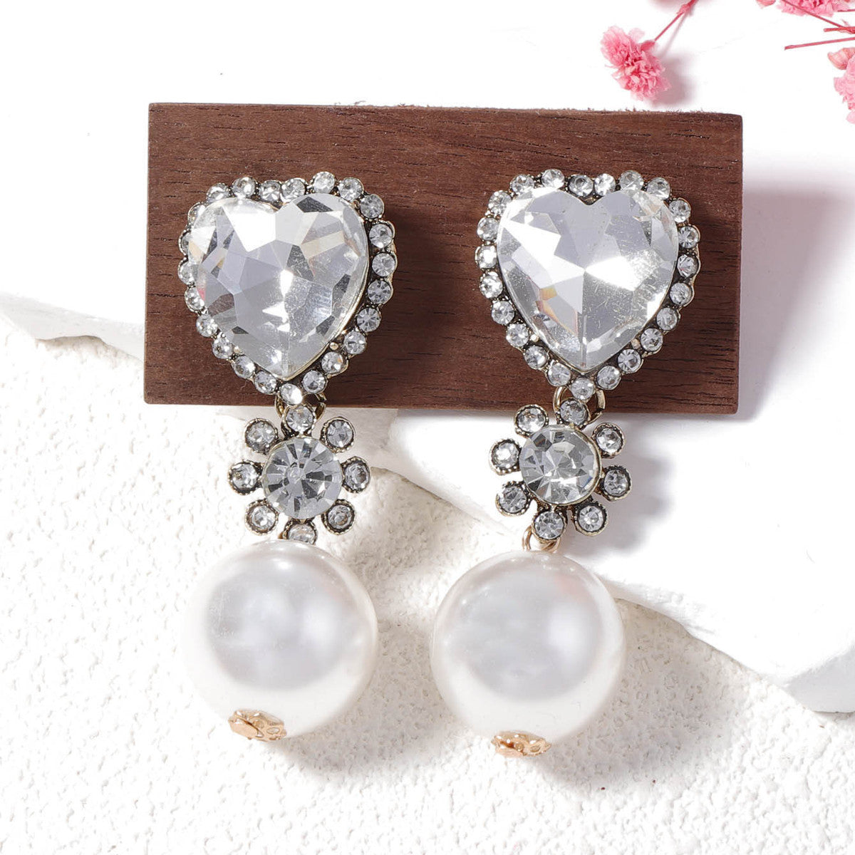 Pendientes de perlas y diamantes de imitación retro para mujer, joyería de moda estilo corazón
