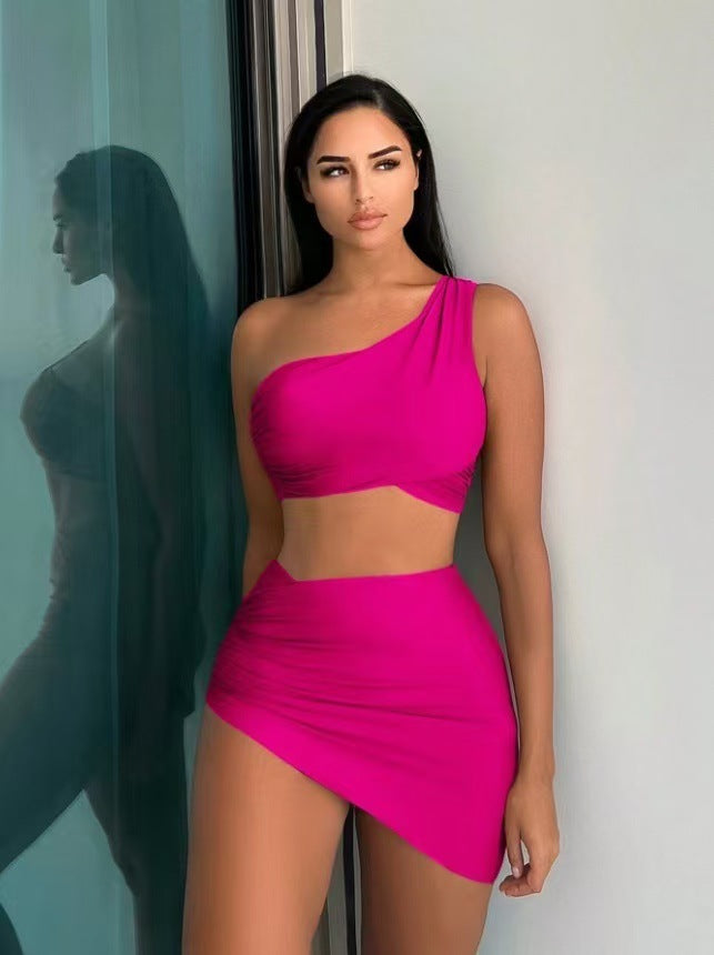 Bikini sexy de color sólido con hombros inclinados para mujer
