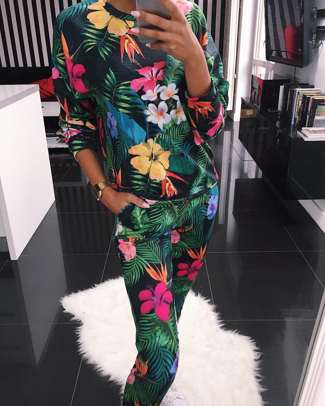 Women Casual Print Long-Sleeve Sweatshirt and Pants Set
