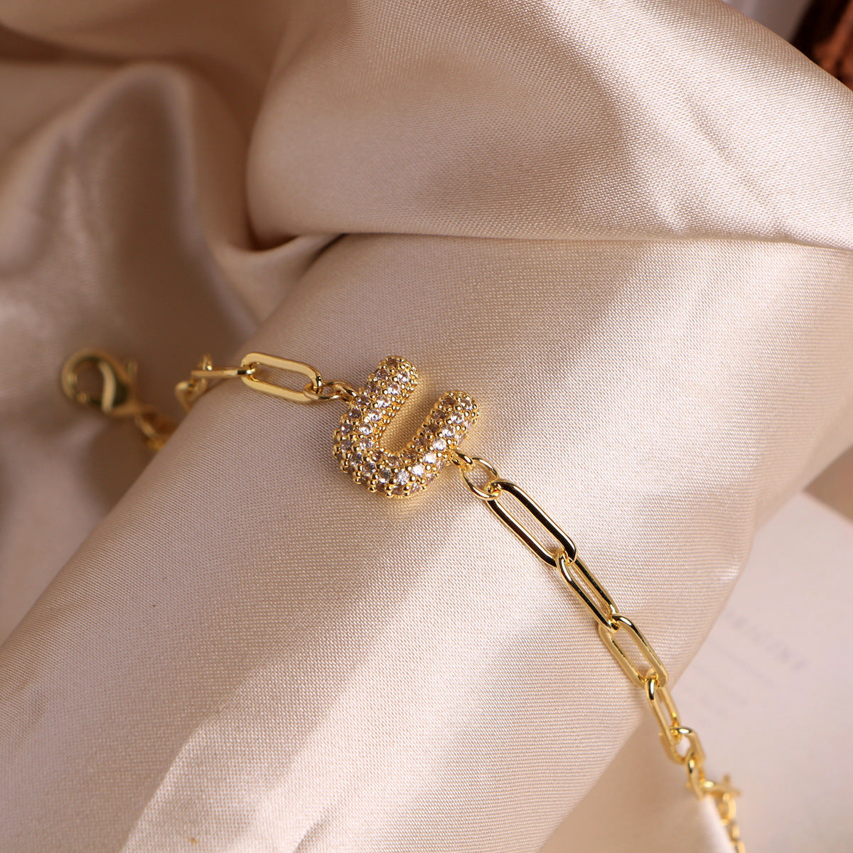 Fashion 26 Zircon Alphabet Clip Chain Bracelet