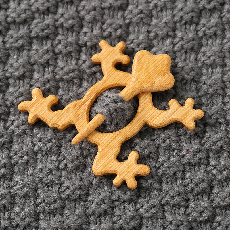 Broches en bois représentant des animaux pour la mode féminine