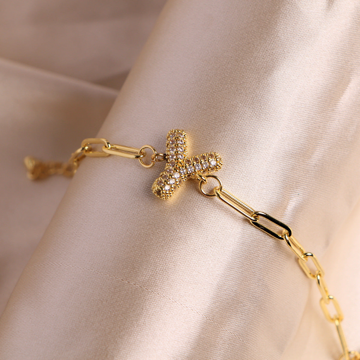 Fashion 26 Zircon Alphabet Clip Chain Bracelet