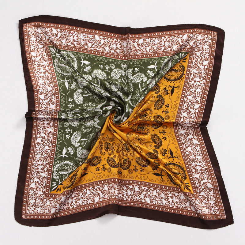 Grand foulard carré en satin imprimé mode femme, joli motif floral