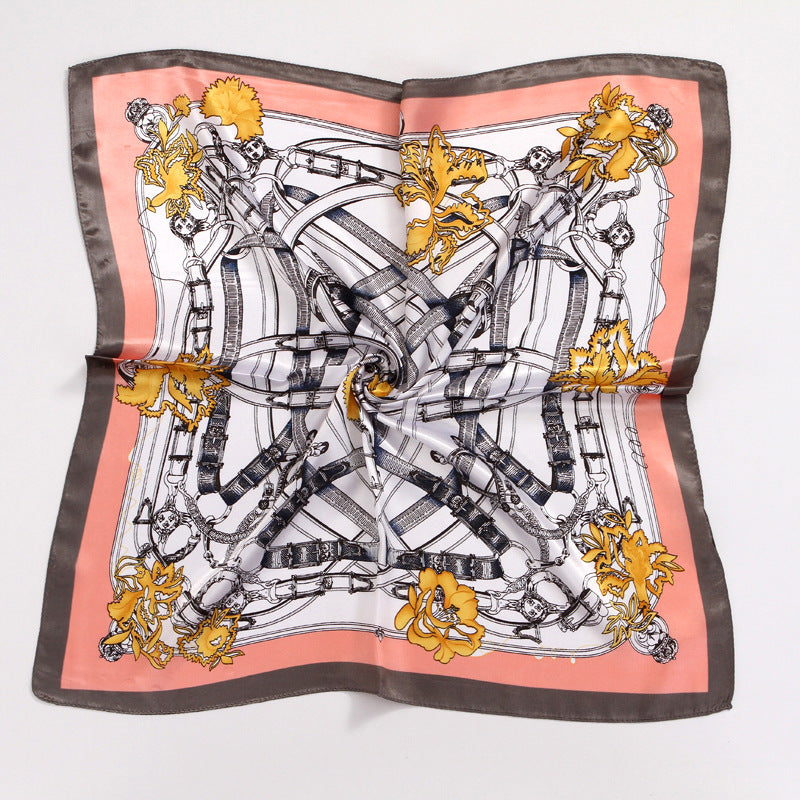 Grand foulard carré en satin imprimé mode femme, joli motif floral
