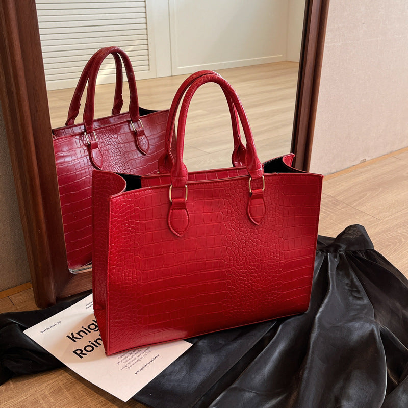 Stylish Large Capacity Crocodile Handbag