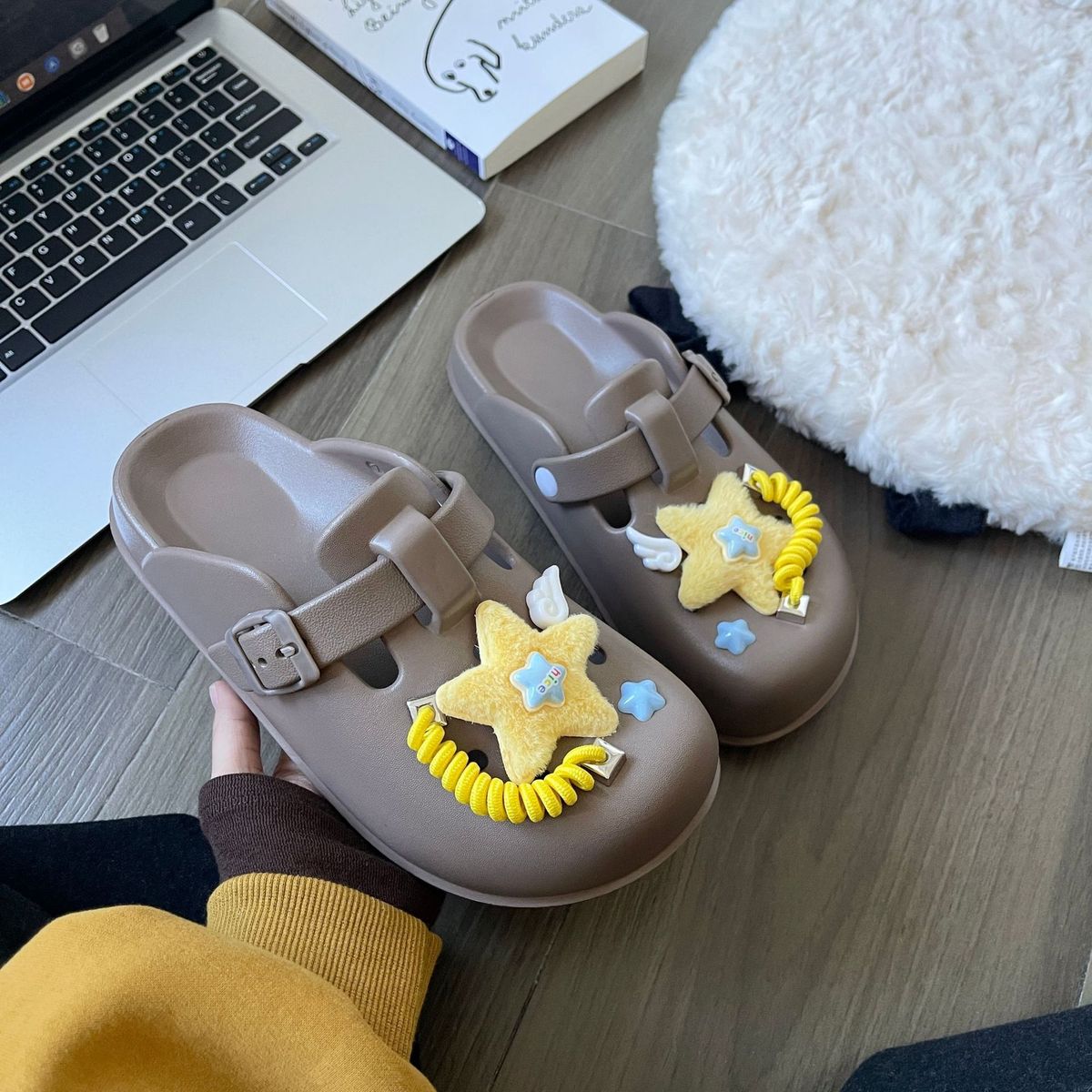 Pantuflas informales antideslizantes con estrella de cinco puntas para mujer