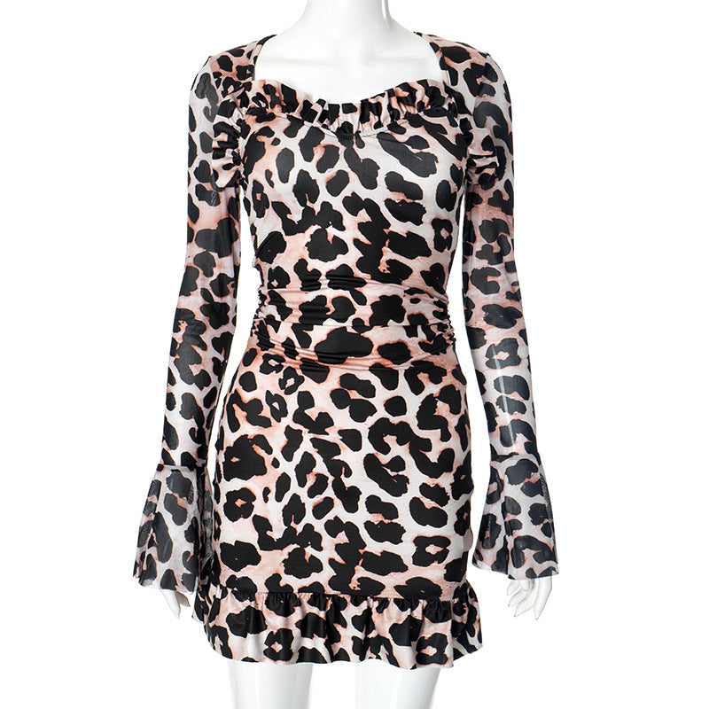 Vestido sexy de malla con mangas largas acampanadas para mujer