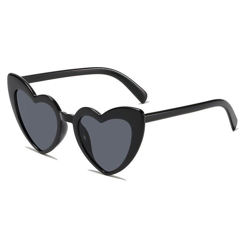 Retro Heart Shaped Sunglasses Resin Frame Literature and Art Style
