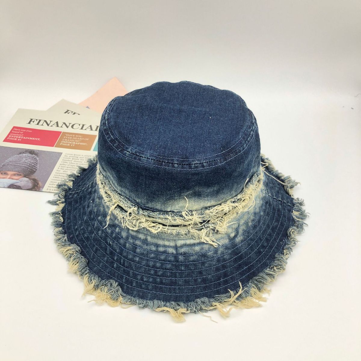 Chapeaux bobs rétro en denim pour femmes