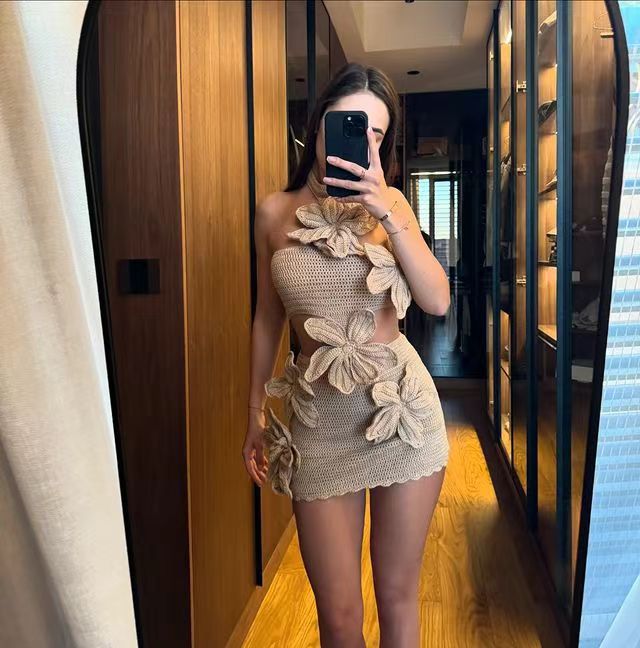 Maillot de bain une pièce sexy à col licou et motif floral pour femme