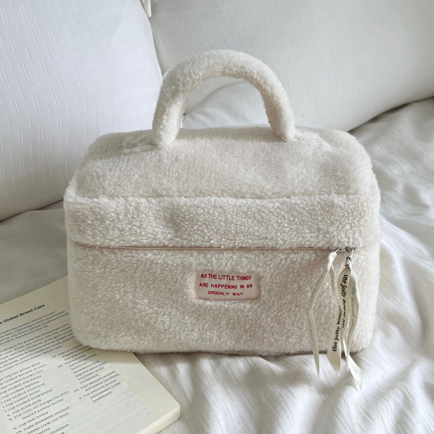 Bolsa de cosméticos de felpa con cremallera de moda para mujer