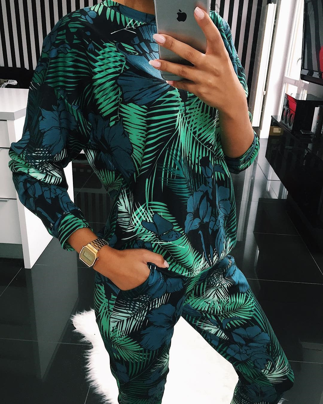 Women Casual Print Long-Sleeve Sweatshirt and Pants Set