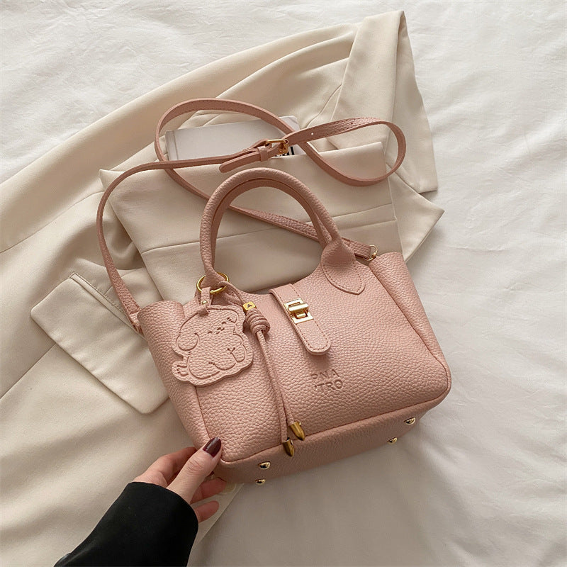 Fashionable Solid Color Large Capacity Shoulder Bag