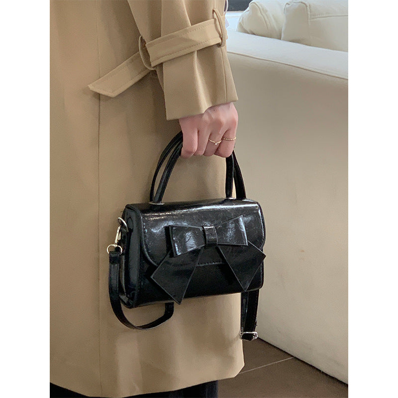 Bolso de mano pequeño cuadrado con lazo de color liso elegante para mujer