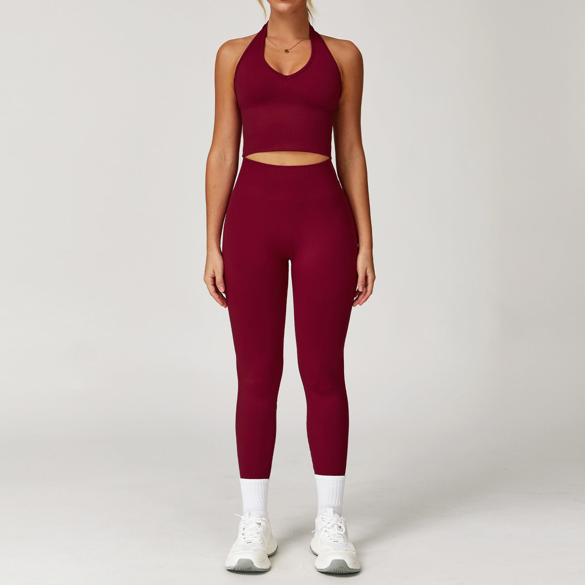 Conjunto de cuello halter sin costuras de color liso a la moda para mujer