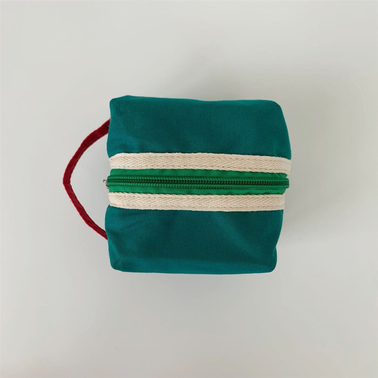Petite trousse à maquillage carrée en toile de couleur contrastée