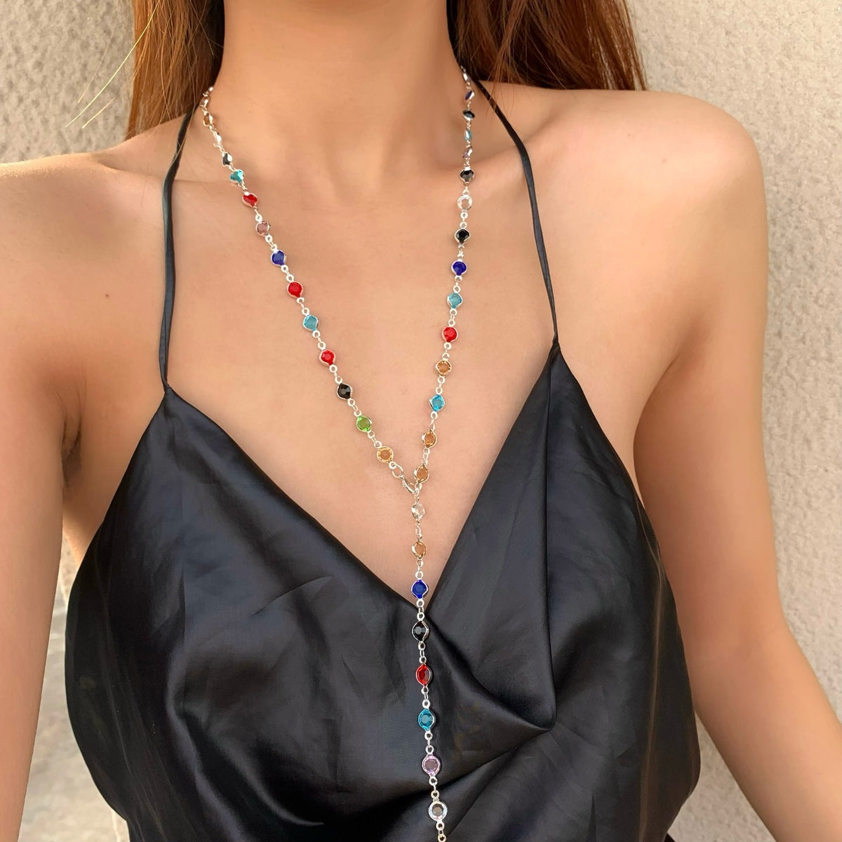 Collar con colgante de cristal orgánico multicolor para mujer