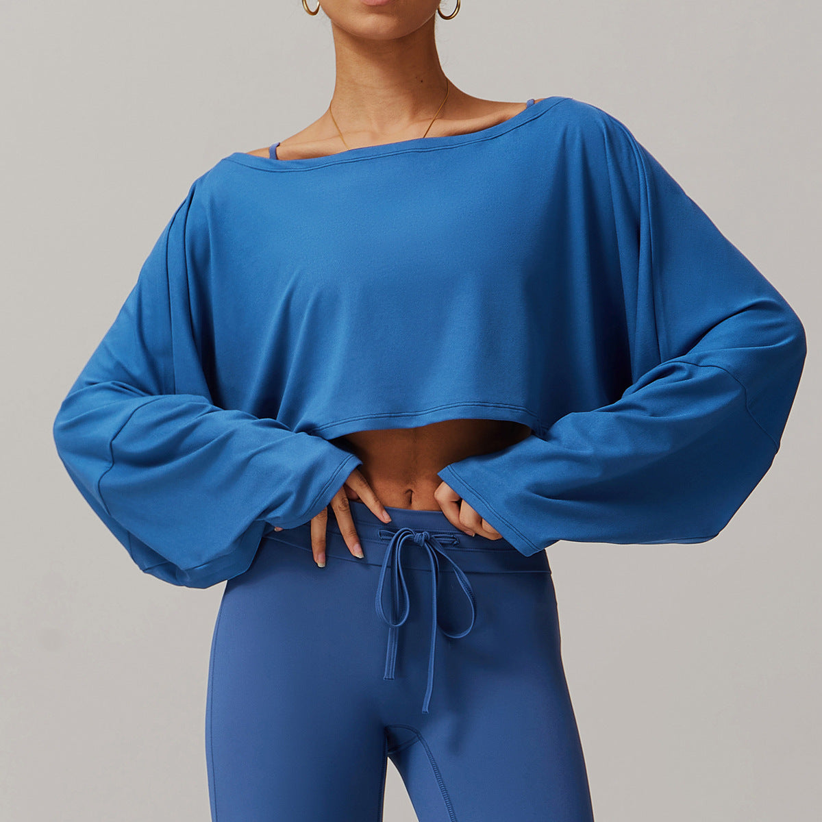Top corto informal de manga larga de color liso para mujer