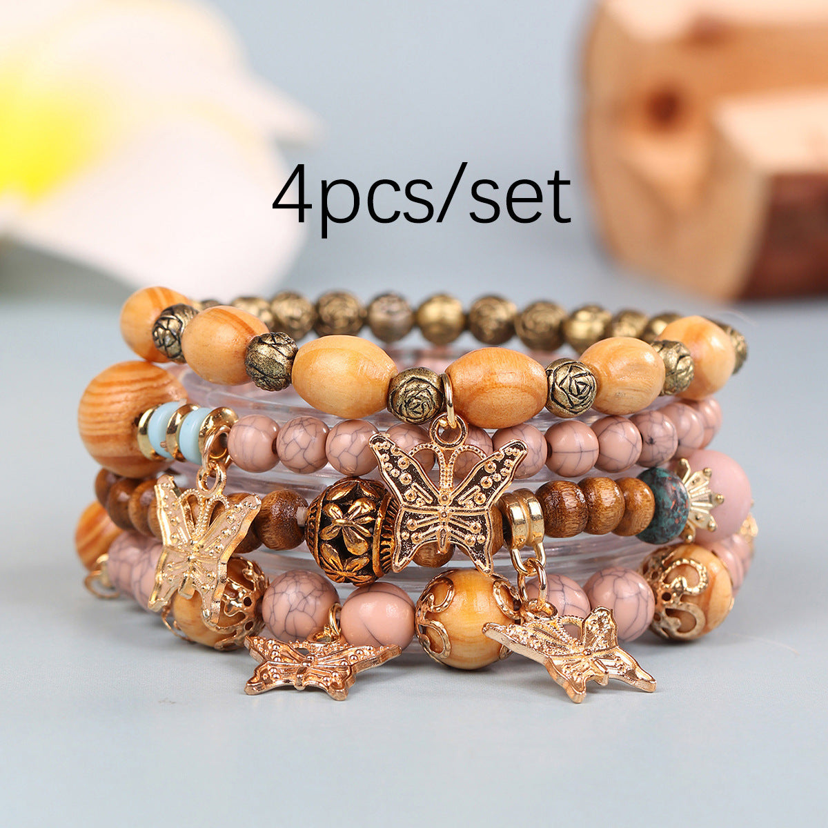 Pulsera multicapa con mariposas y cuentas estilo bohemio vintage