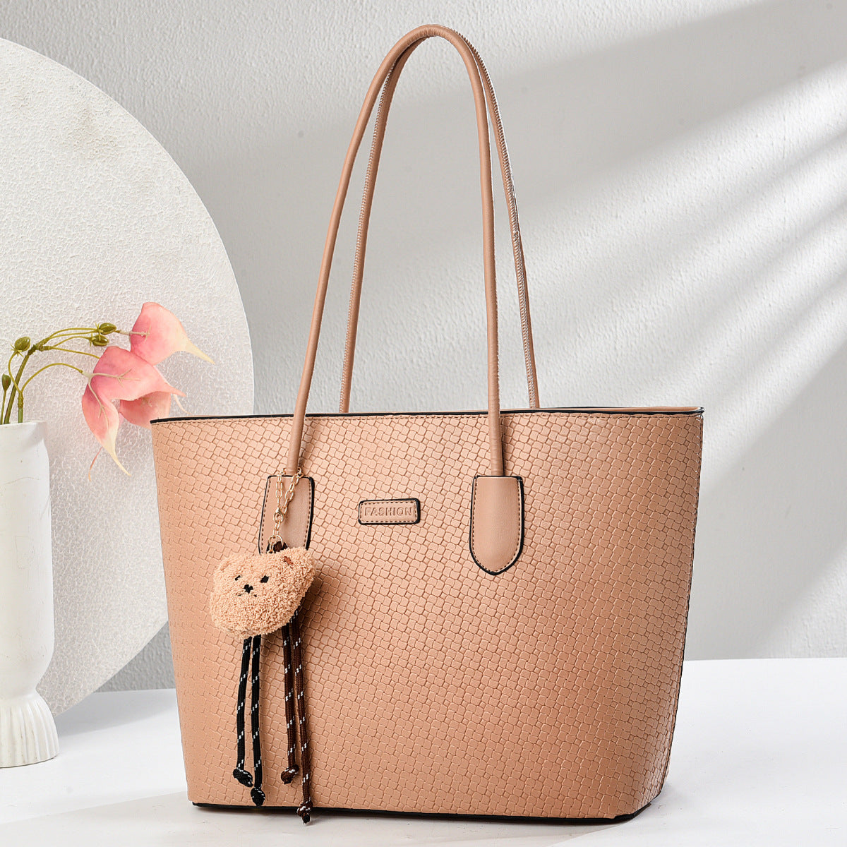 Sac fourre-tout décontracté en PU de grande capacité pour femme avec pendentif ours
