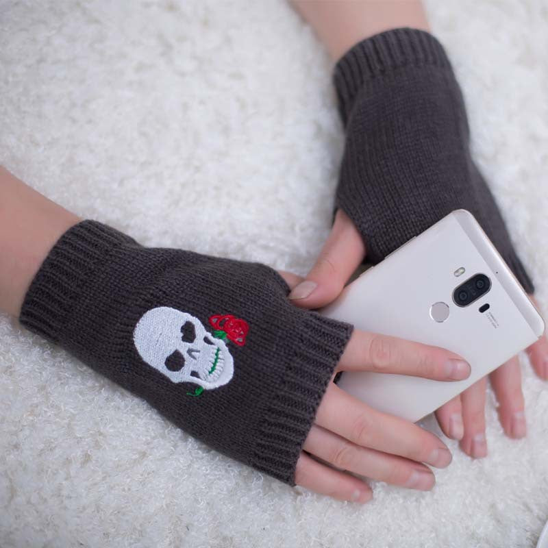 Halloween Autumn Winter Wool Embroidered Skull Gloves