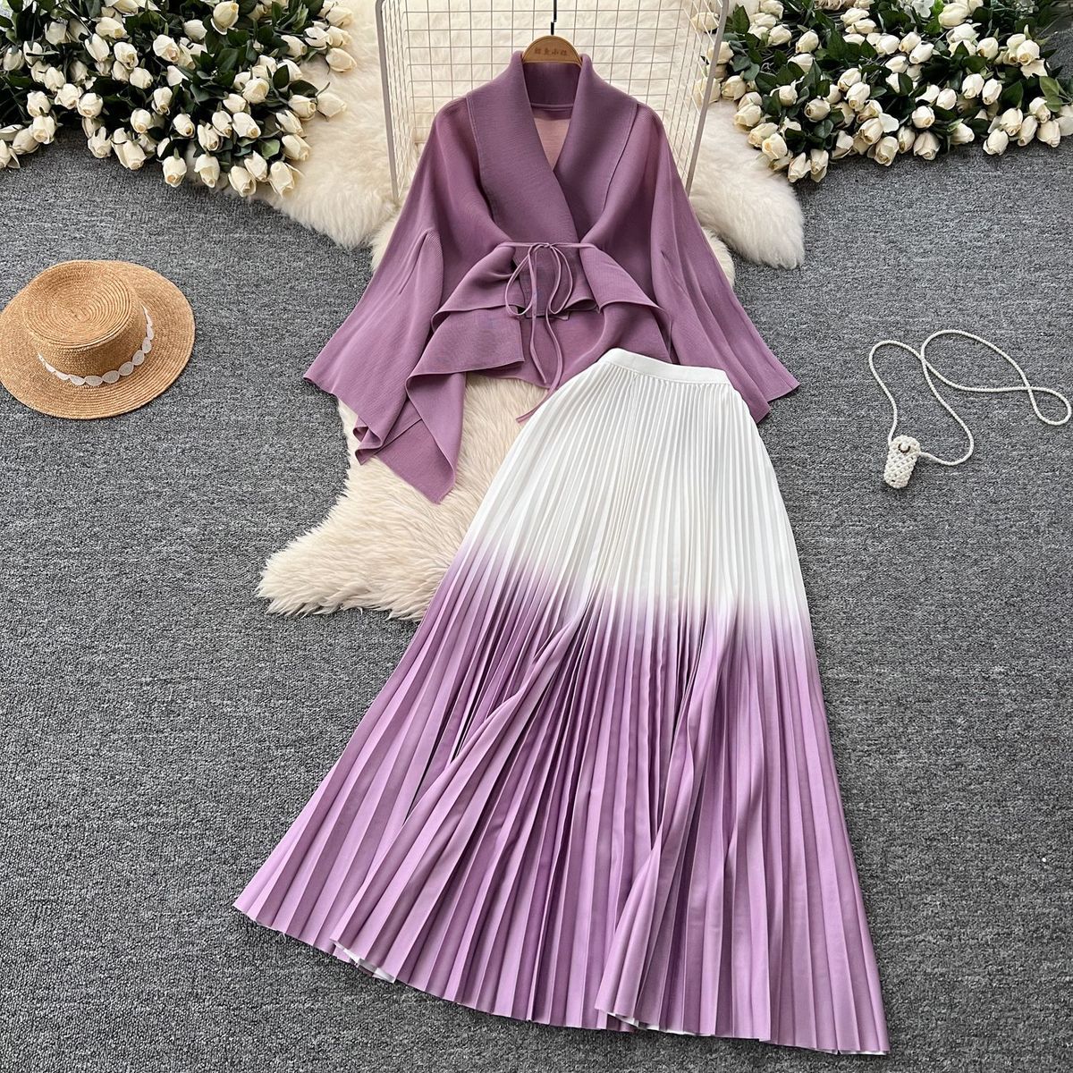 Women Gradient Color Lace-Up Blouse Pleated Skirt Set