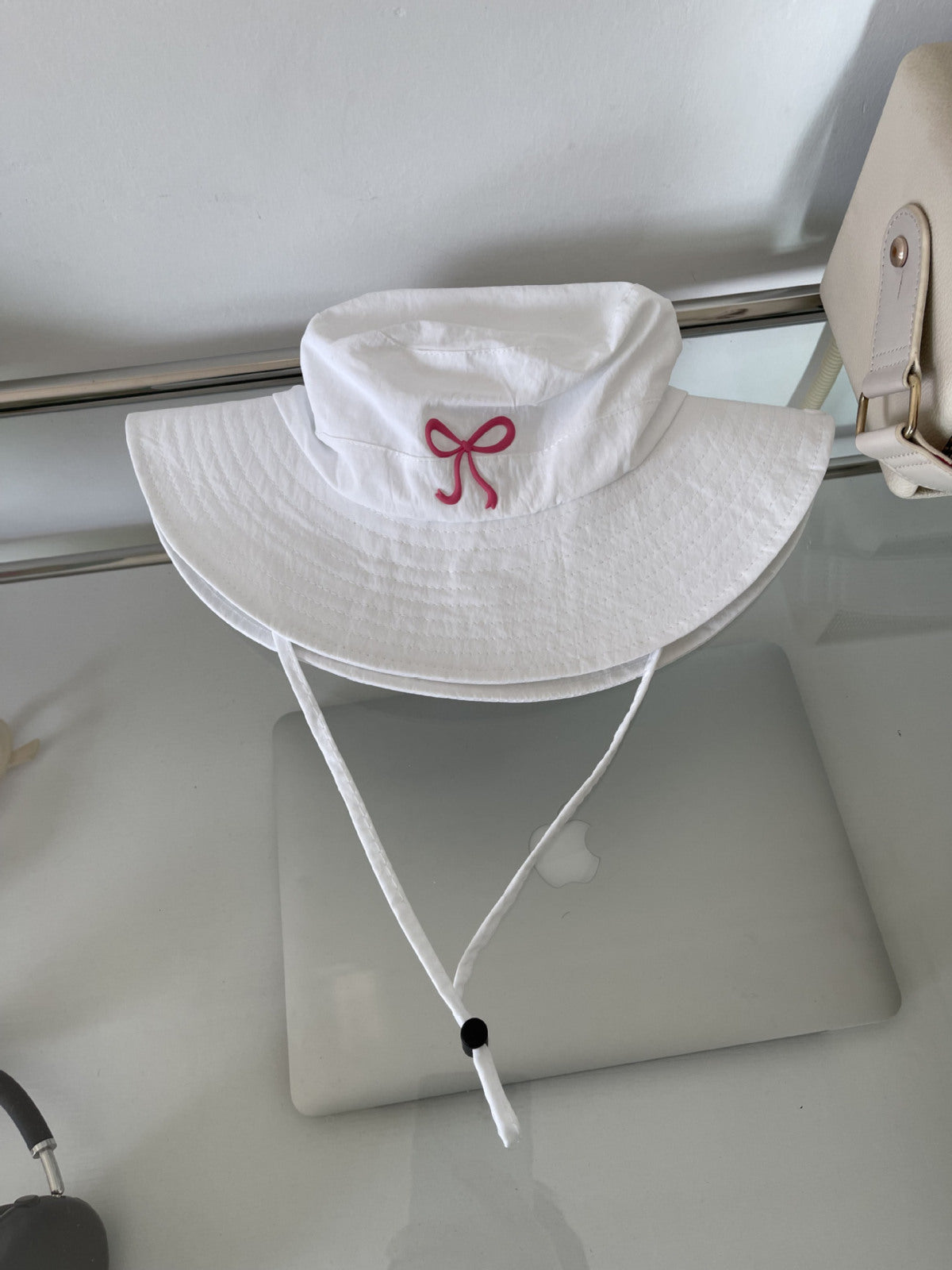 Chapeau bob tendance pour femme, joli et mignon, avec nœud rose