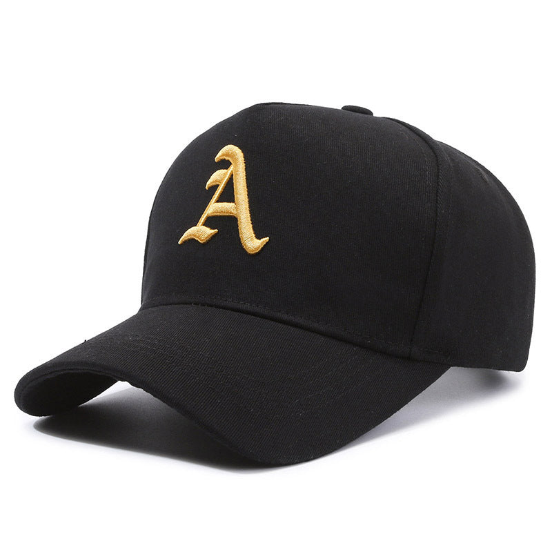 Casquette en coton brodée à lettres simples et coupe ajustable