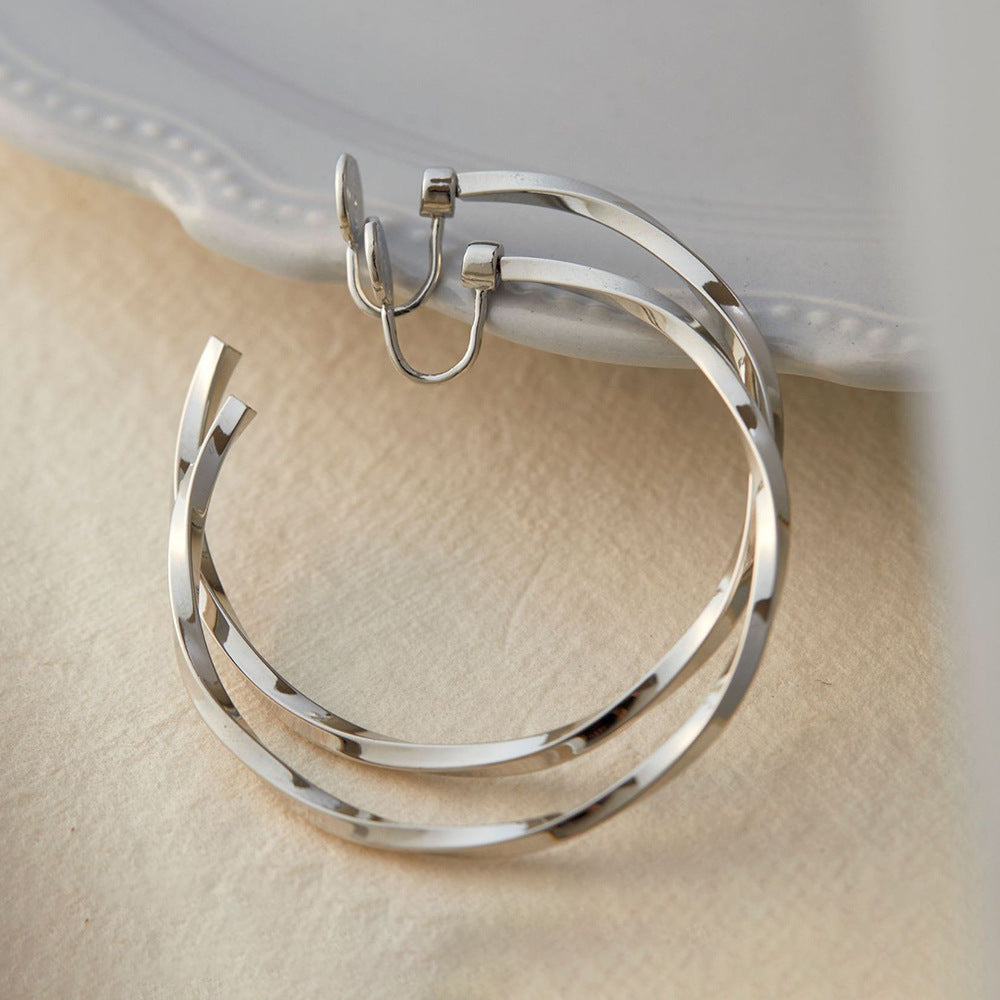 Women Moebius Circle Hoop Earrings