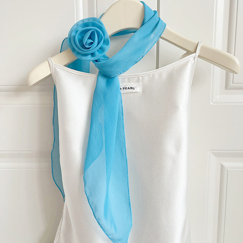 Pañuelo de seda pequeño con flores largas a la moda para mujer con colores vibrantes