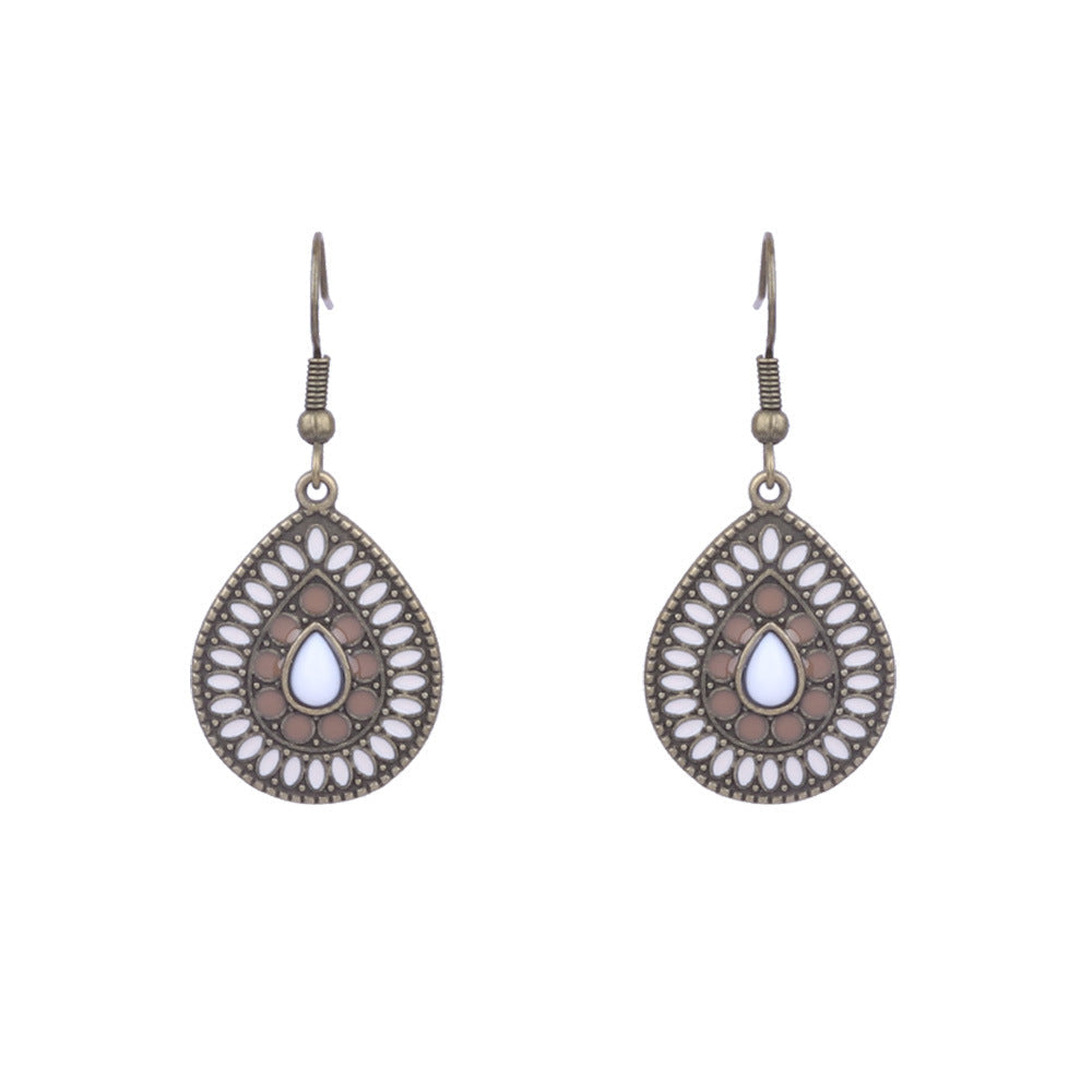 Boucles d'oreilles à pompons rétro de style ethnique bohème