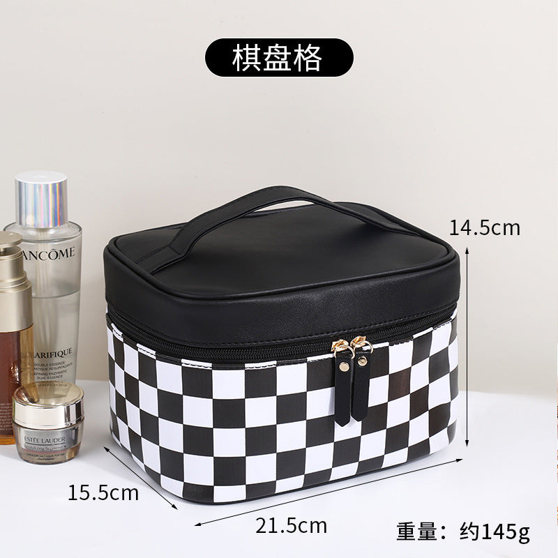 Bolsa de cosméticos de pata de gallo de moda en blanco y negro