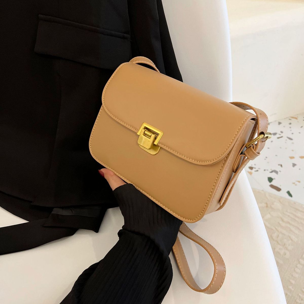 Bolso de hombro cuadrado pequeño de color liso a la moda para mujer