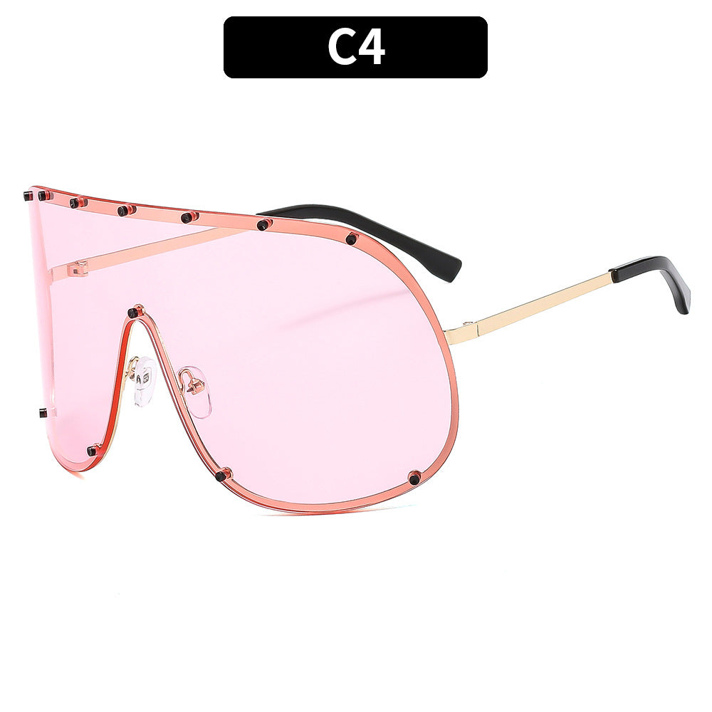 Fashion Large Frame Sunglasses - Metal Oval Style