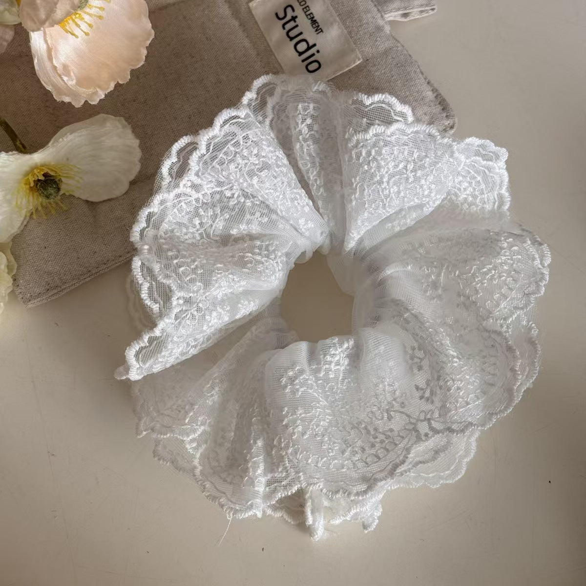 Chouchou élégant en dentelle de couleur unie pour femme, grande taille