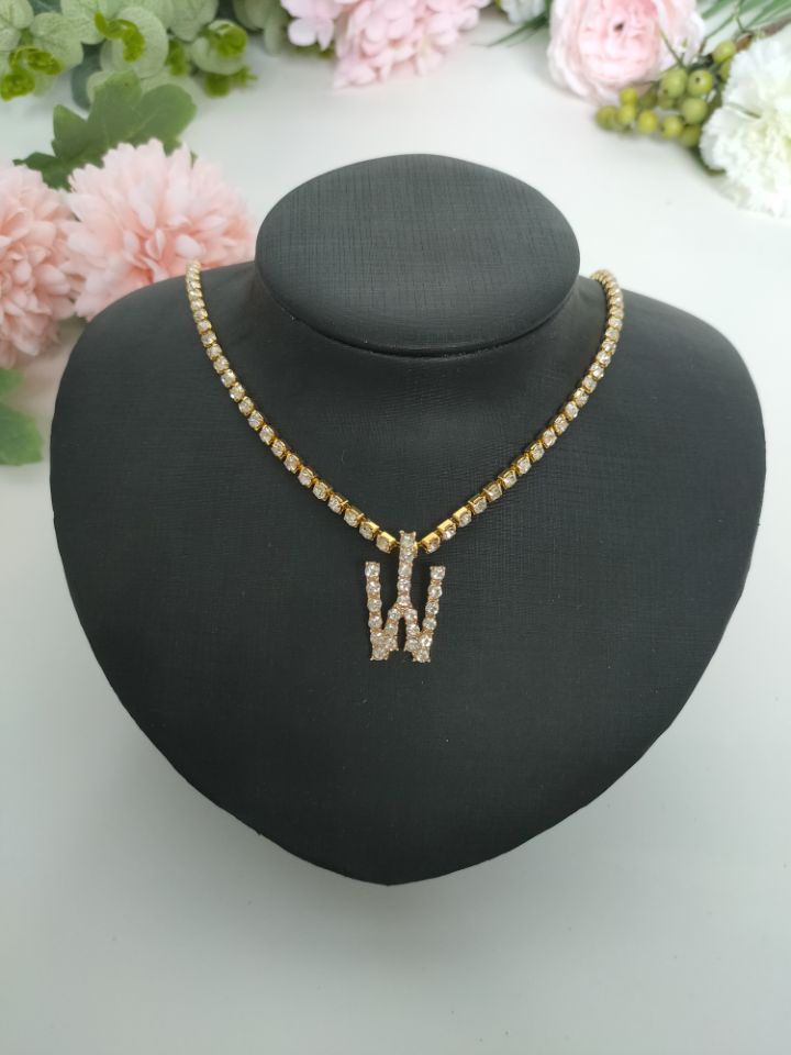 Collar con alfabeto de diamantes de imitación para mujer