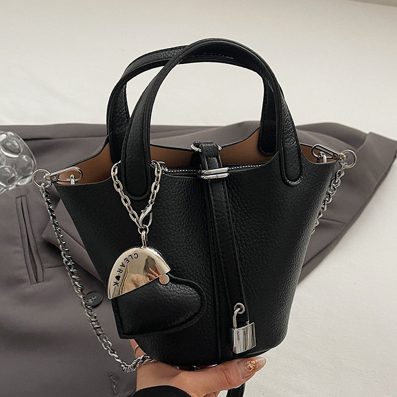 Sac à main simple et tendance pour femme, couleur unie, motif litchi, pendentif d'amour