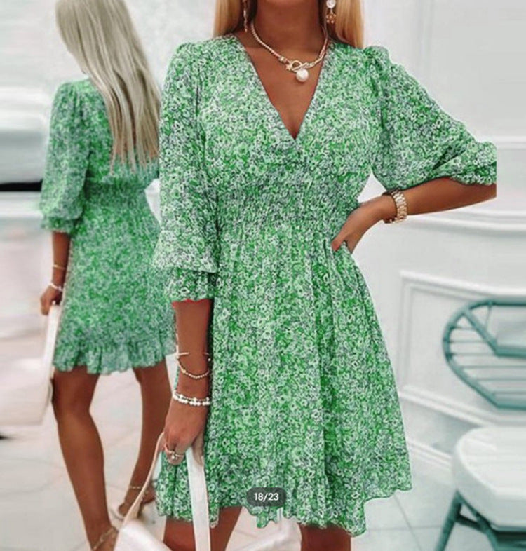 Robe bohème décontractée à col en V et imprimé petites fleurs pour femmes