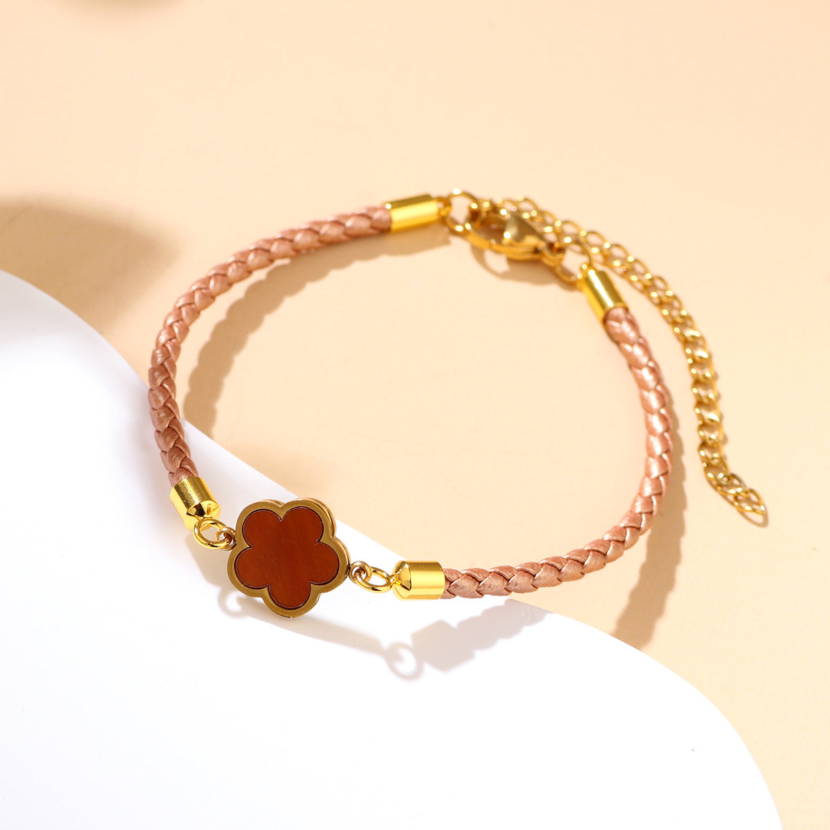 Women Fashion Plated 18k Four-Leaf Clover Red Rope Bracelet