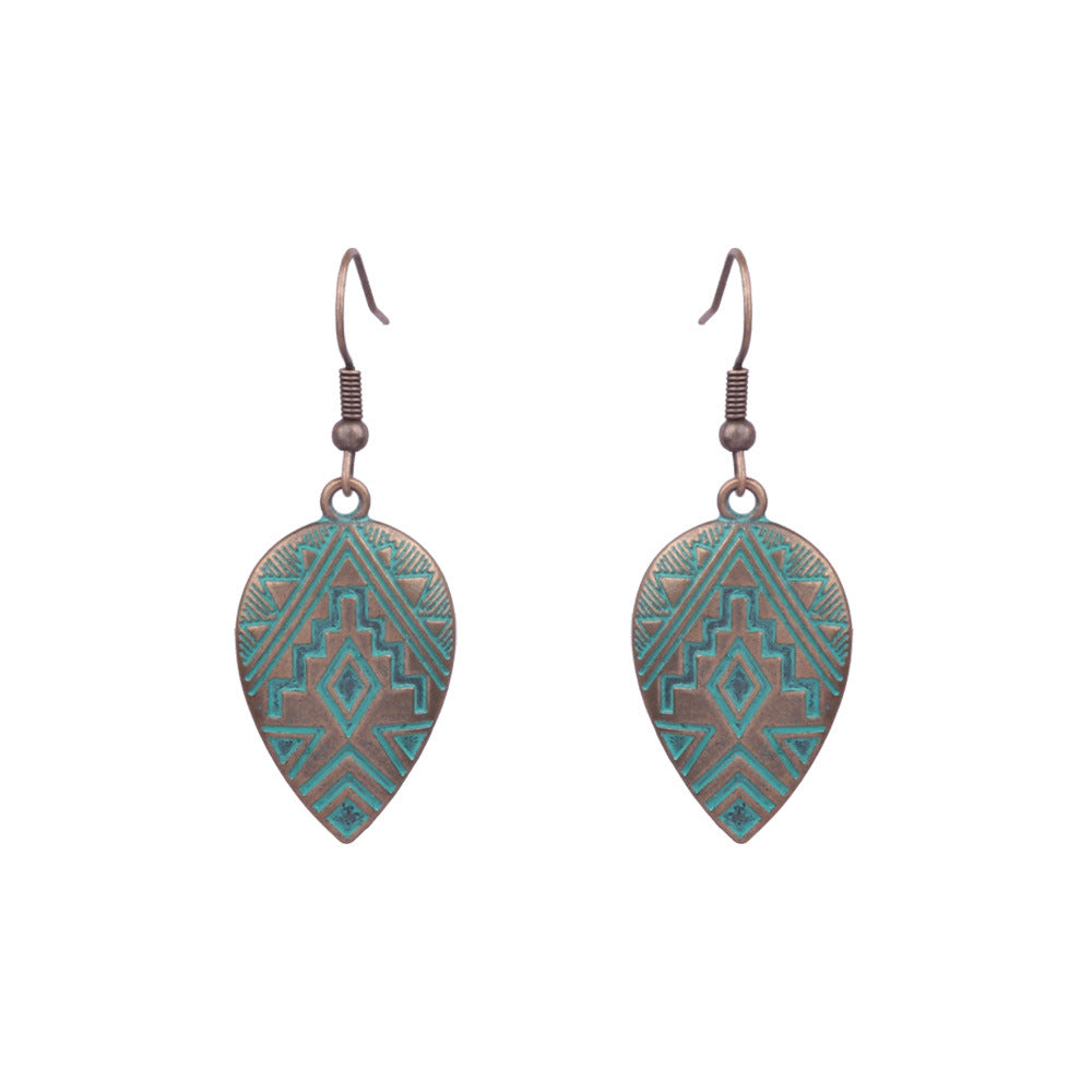 Boucles d'oreilles à pompons créatives de style ethnique bohème rétro